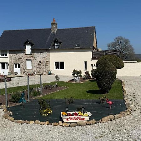 Maison La Touchardiere Barenton ภายนอก รูปภาพ