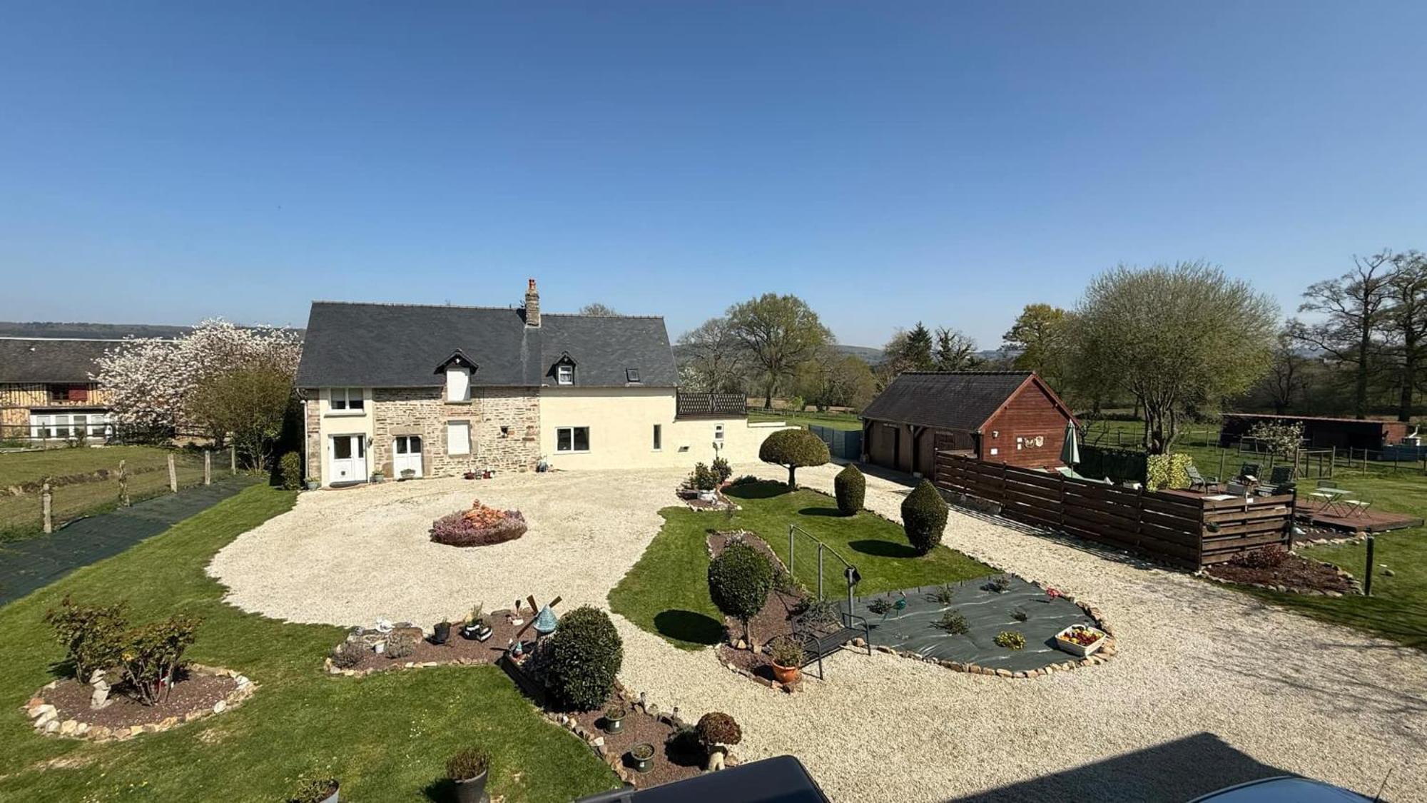 Maison La Touchardiere Barenton ภายนอก รูปภาพ